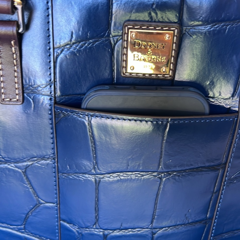 Dooney & Bourke Croc Embossed Small Lexington Tote Bag Midnight Blue EUC - Picture 15 of 16
